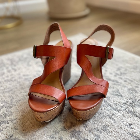 Mossimo, Brown faux leather wedges, size 7 - Picture 1 of 2